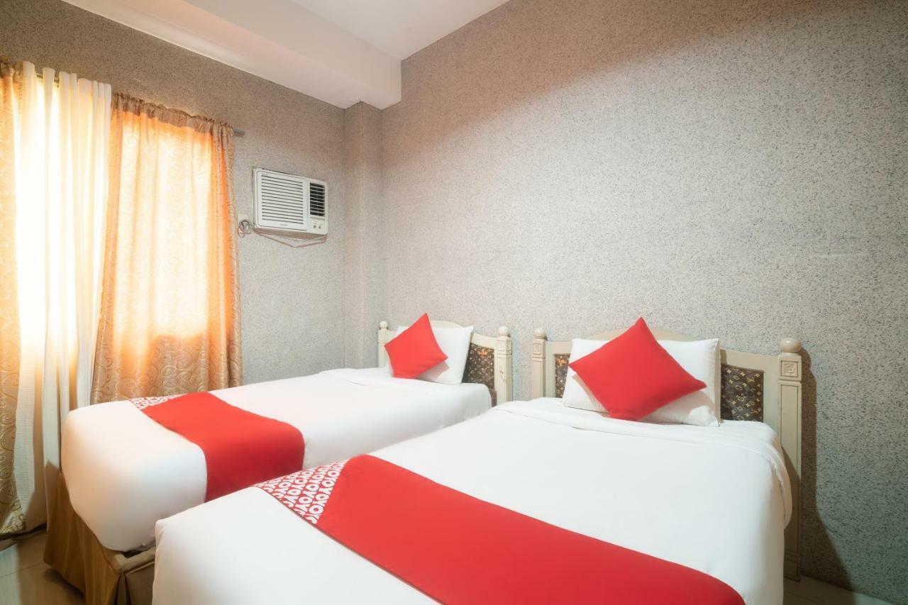Oyo 197 Sunny Point Hotel Davao City Екстериор снимка