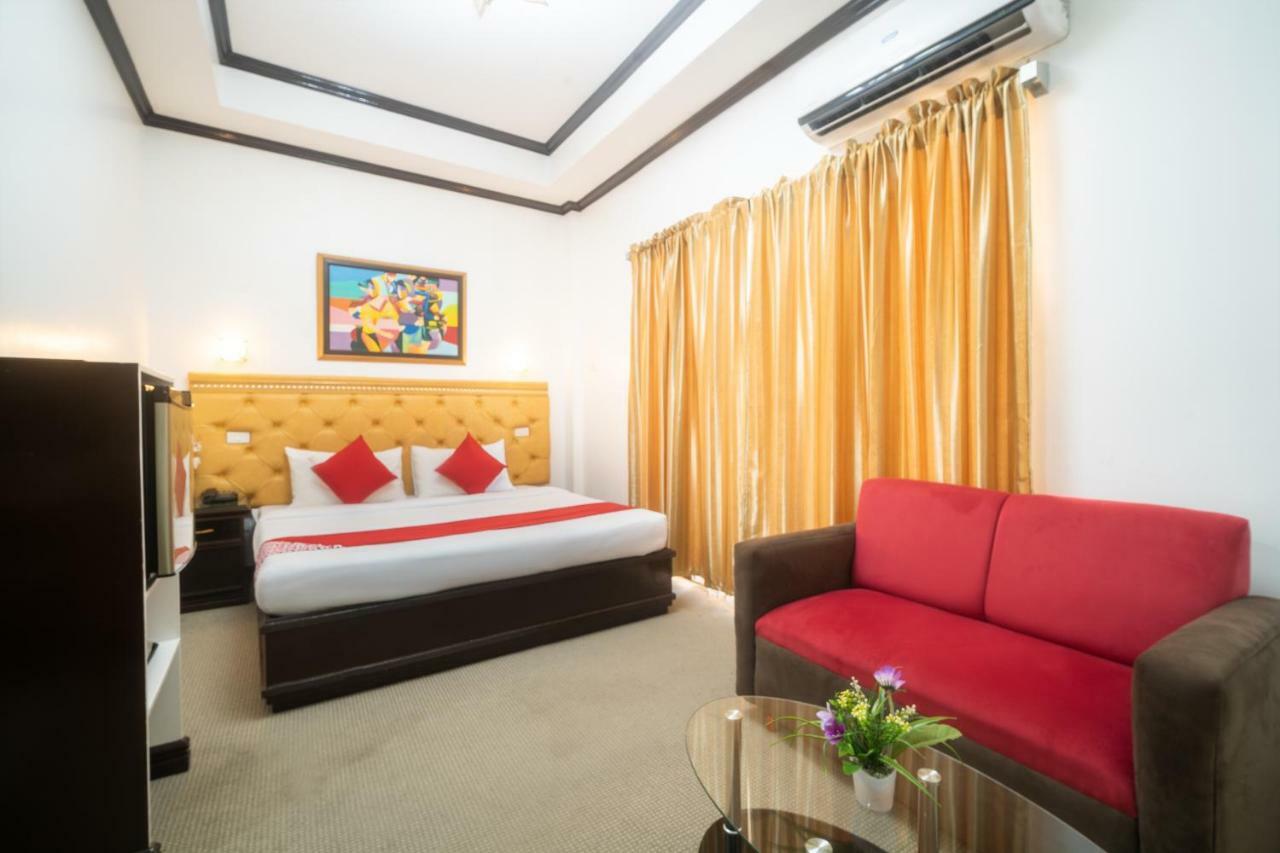 Oyo 197 Sunny Point Hotel Davao City Екстериор снимка