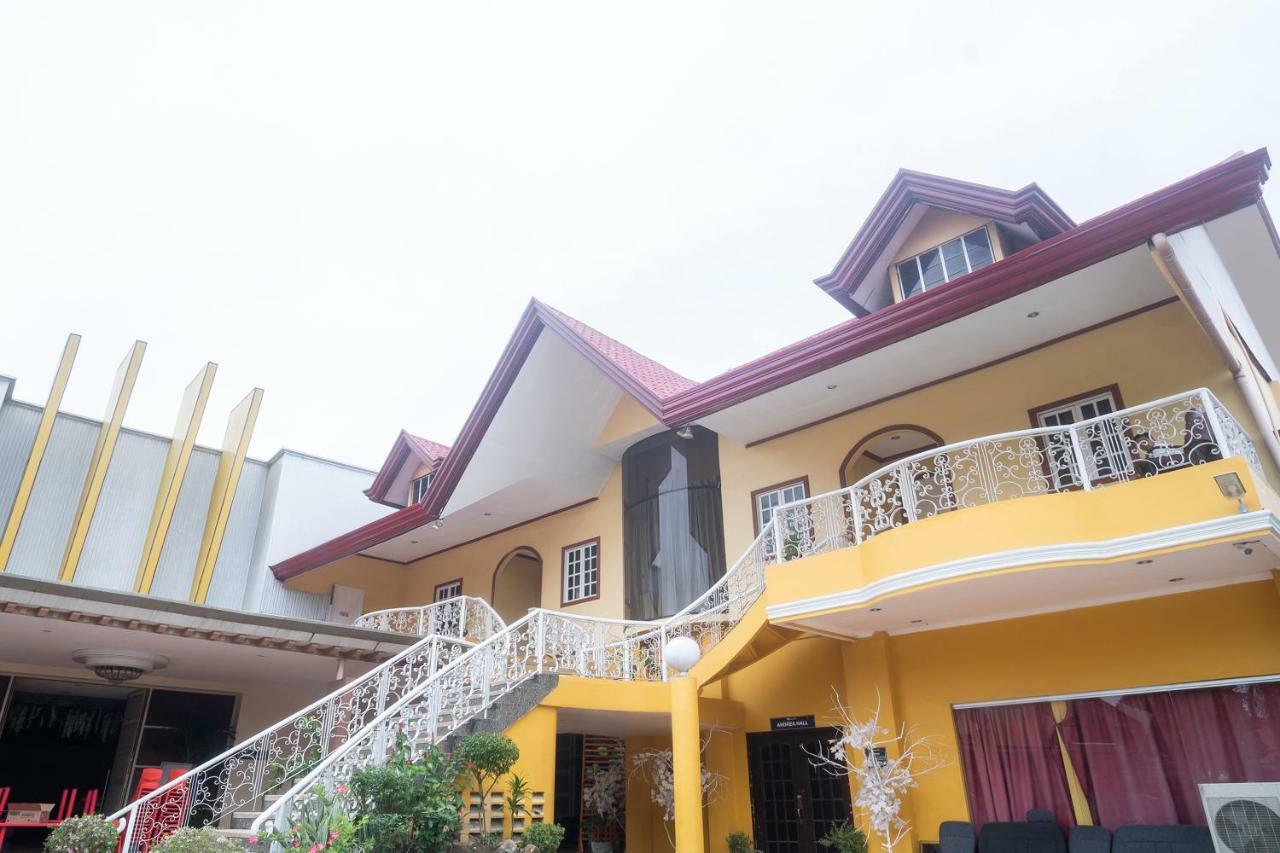 Oyo 197 Sunny Point Hotel Davao City Екстериор снимка